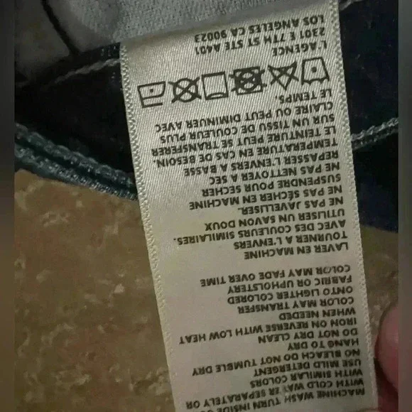 Like New L’agence Sneeki Raw Hem Straight Leg Jeans Beacon Size 23 - Picture 11 of 13